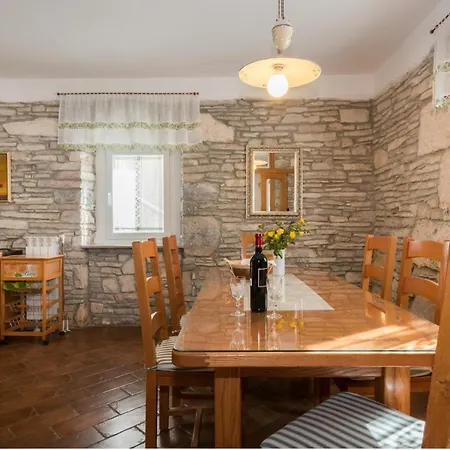 Beautiful Mare With Sea View And Summer Kitchen Villa Trget
