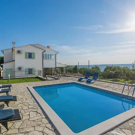 Beautiful Mare With Sea View And Summer Kitchen Trget