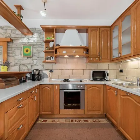 Beautiful Mare With Sea View And Summer Kitchen Villa Trget