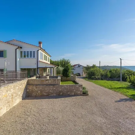 Beautiful Mare With Sea View And Summer Kitchen Villa Trget