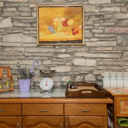 Beautiful Mare With Sea View And Summer Kitchen