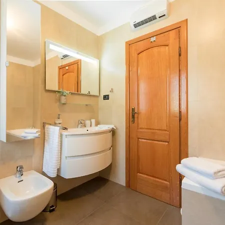 Beautiful Mare With Sea View And Summer Kitchen Villa *