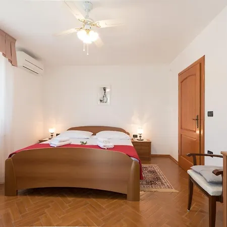 Beautiful Mare With Sea View And Summer Kitchen Villa