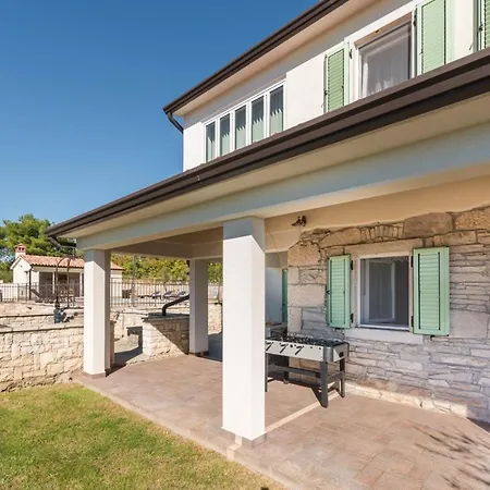 Beautiful Mare With Sea View And Summer Kitchen *